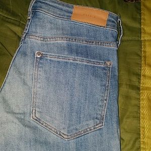 H&M Jeans - H&M denim jeans regular waist H&M Jeans - H&M denim jeans regular waist